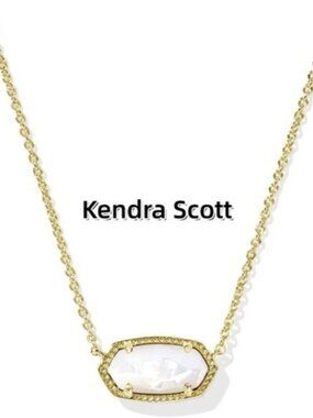 Elisa Gold Pendant Necklace in Ivory Mother-of-Pearl